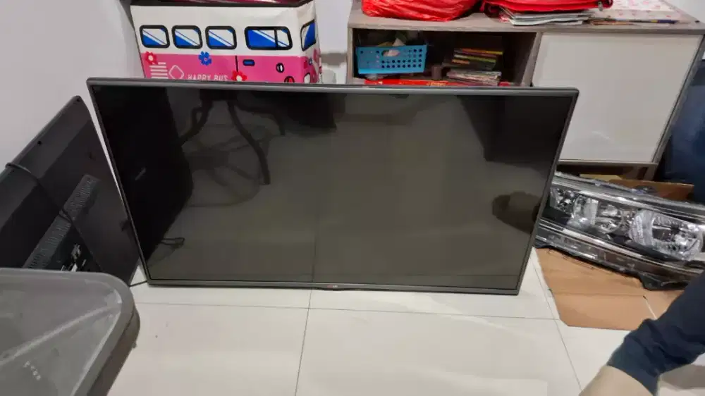 TV LG LED 42inch tipe LG TV 42lB550A