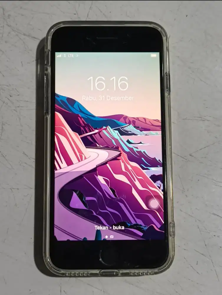 IPhone 7 (128GB) lecet pemakaian