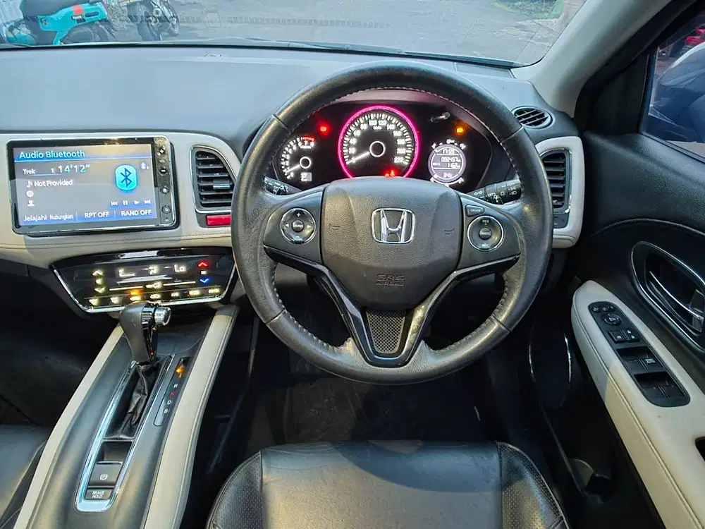 Honda HRV Prestige Matic 2018 Dp 3 Juta Sunroof
