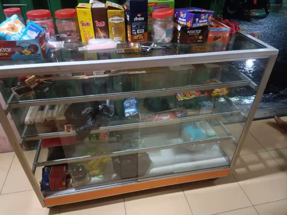 kulkas bekas dan steling kaca