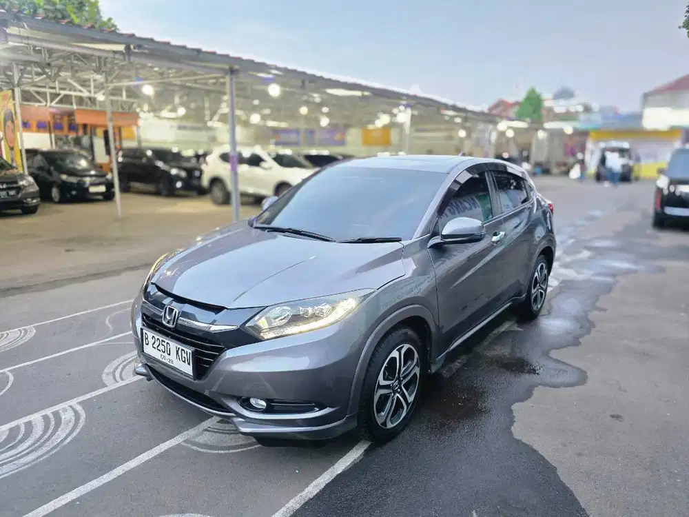 HRV Prestige Matic 2018 Dp 3 Juta Sunroof