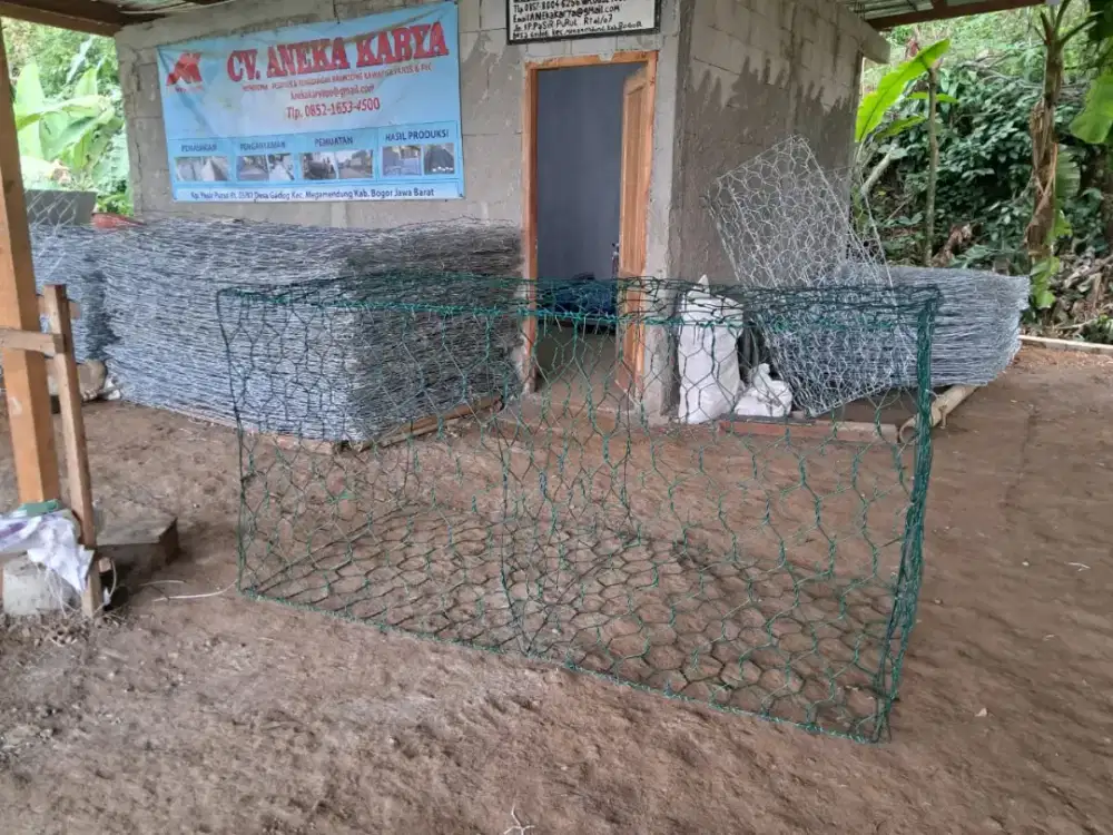 Kawat Bronjong galvanis & PVC