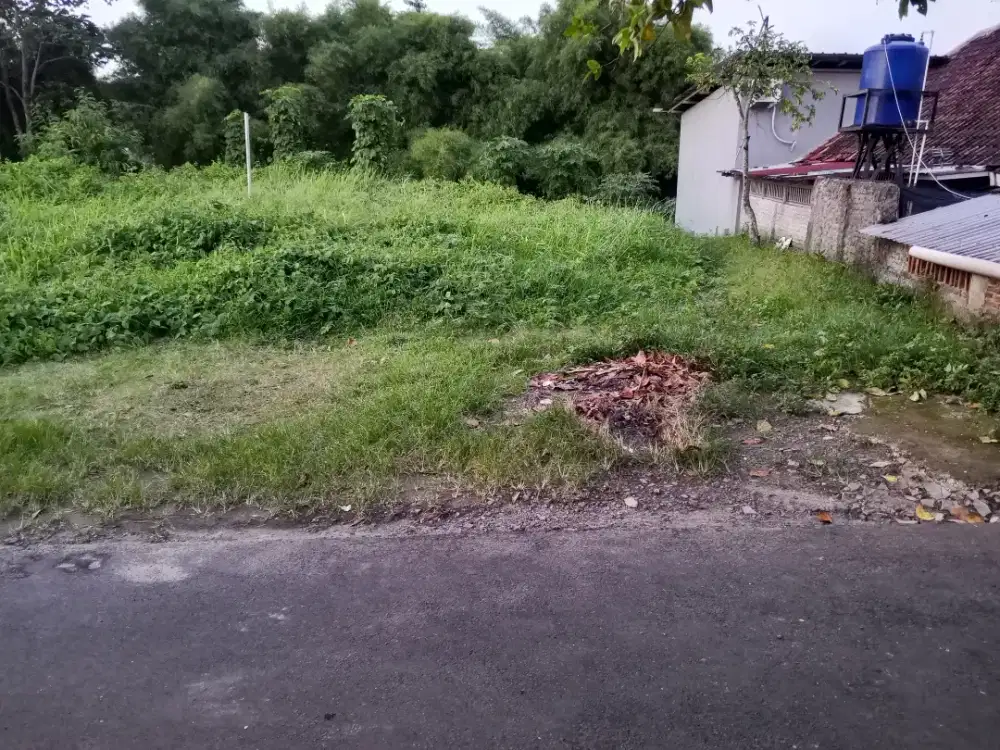 Dijual Cepat Tanah Luas 300 M Jl.Raya Ciracas Kota Serang (Bisa Nego)