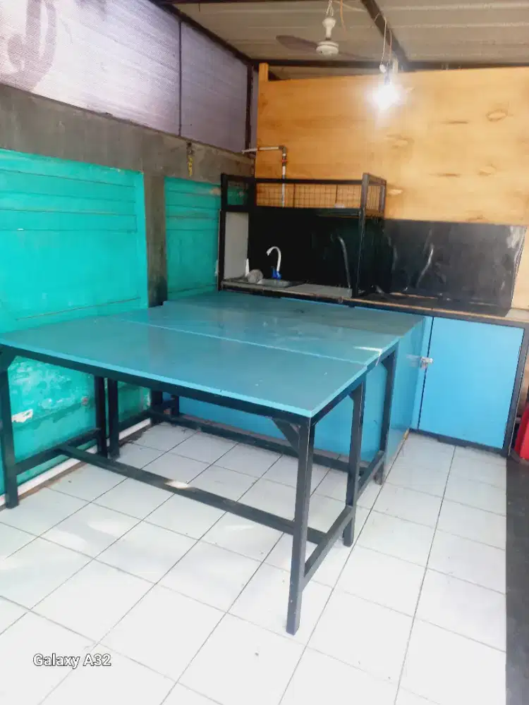 Meja second pemakaian 2 bulan