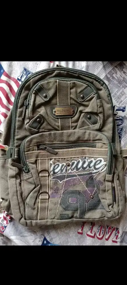 Dijual Tas serbaguna dengan kapasitas kantong lumayan banyak