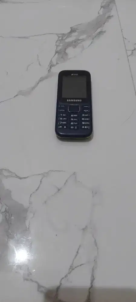 Dijual HP bekas layak pakai normal