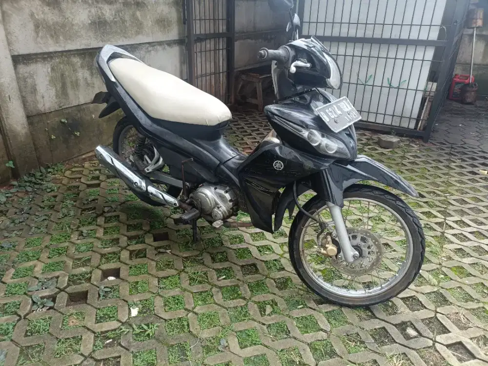 Jupiter z 2010 lengkap