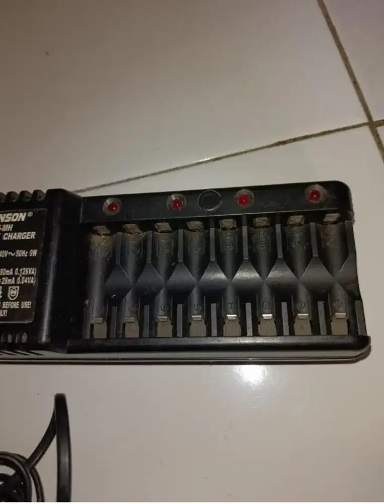 Dijual Charger Battery AAA dan AA merk ternama Vanson.