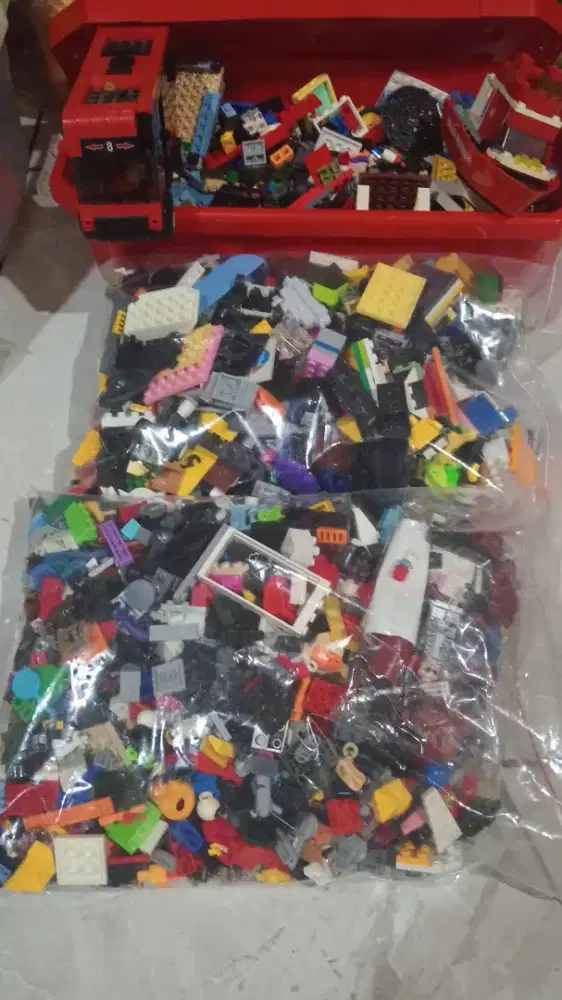 LEGO CAMPUR  take All