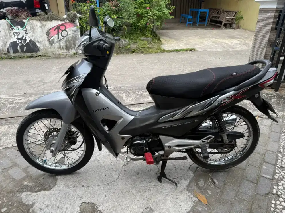 Fit x THN 2008 plat AB Bantul