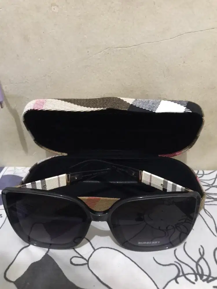 Sunglasses burberry BLACK