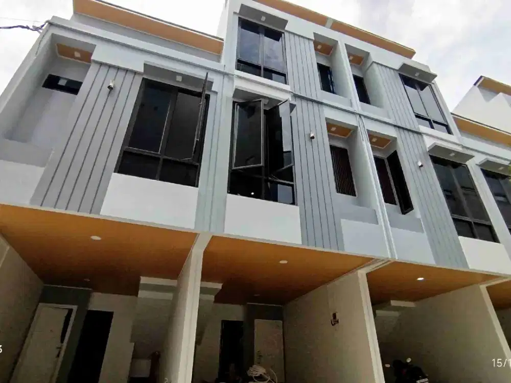 dijual Rumah 2 Lantai Murah Lokasi Strategis di gambar jakarta pusat