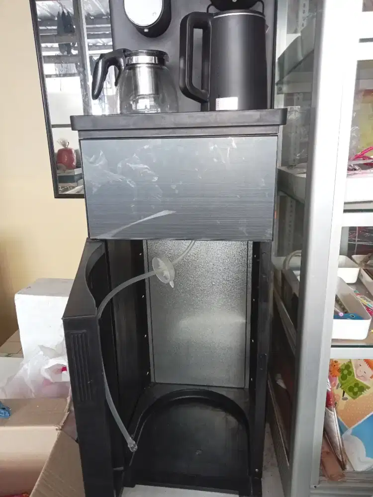 Dispenser air touchscreen