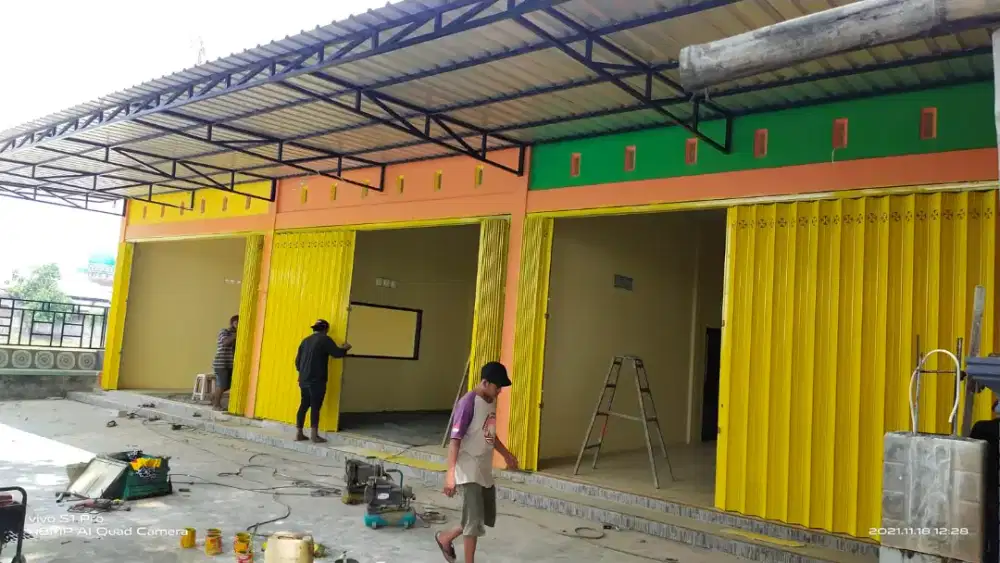 Kanopi dan pintu harmonika