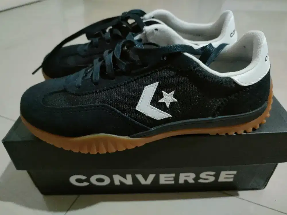 Sepatu Converse