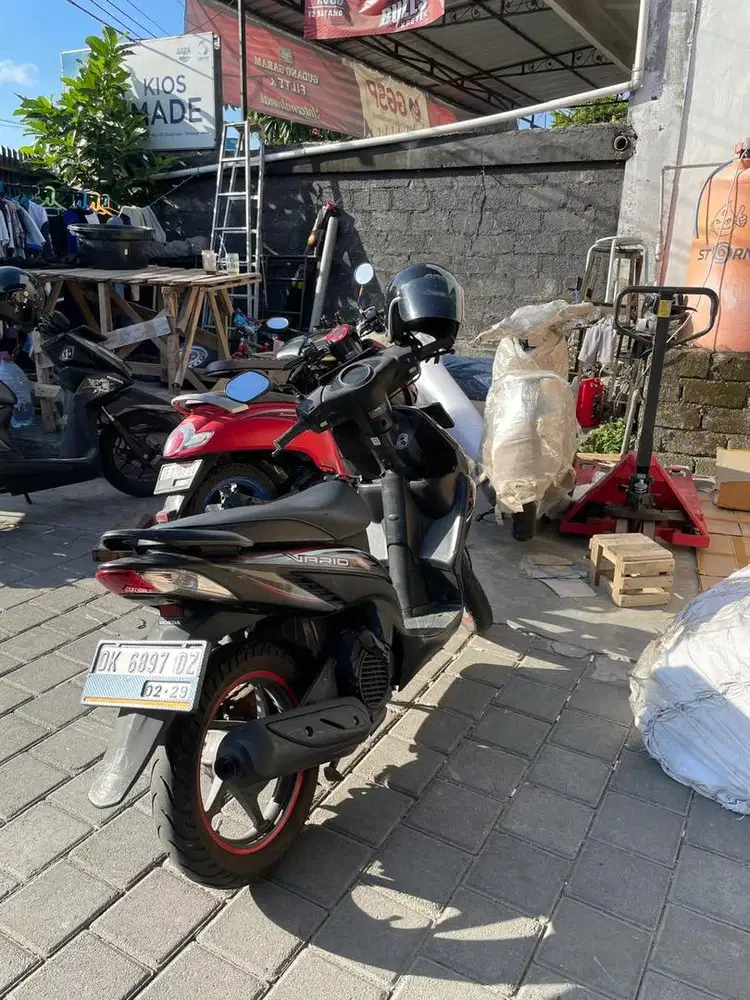 Vario karbo 2014 tangan 1