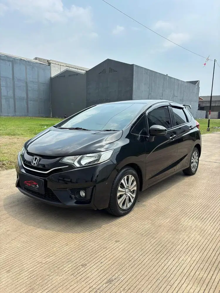 Honda Jazz 1.5 S CVT 2017 Automatic ( Hitam Metalik )