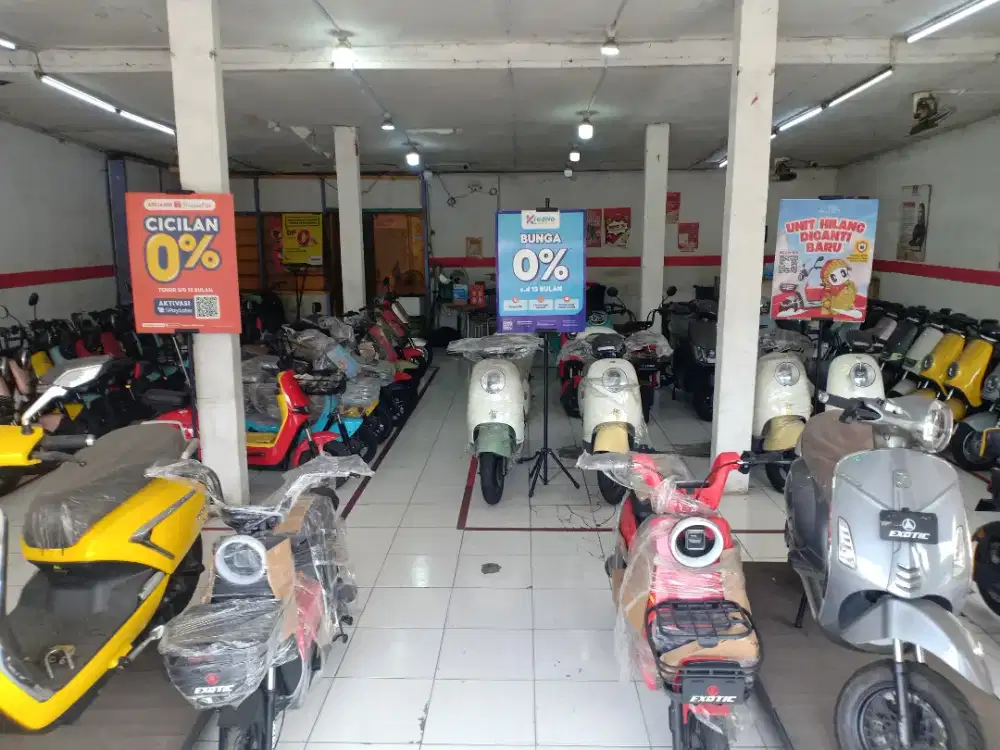 UWINFLY D75 CREAM & RED