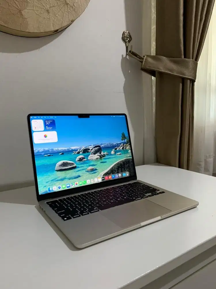 MacBook Air 2024 M3 13 inch 8/256