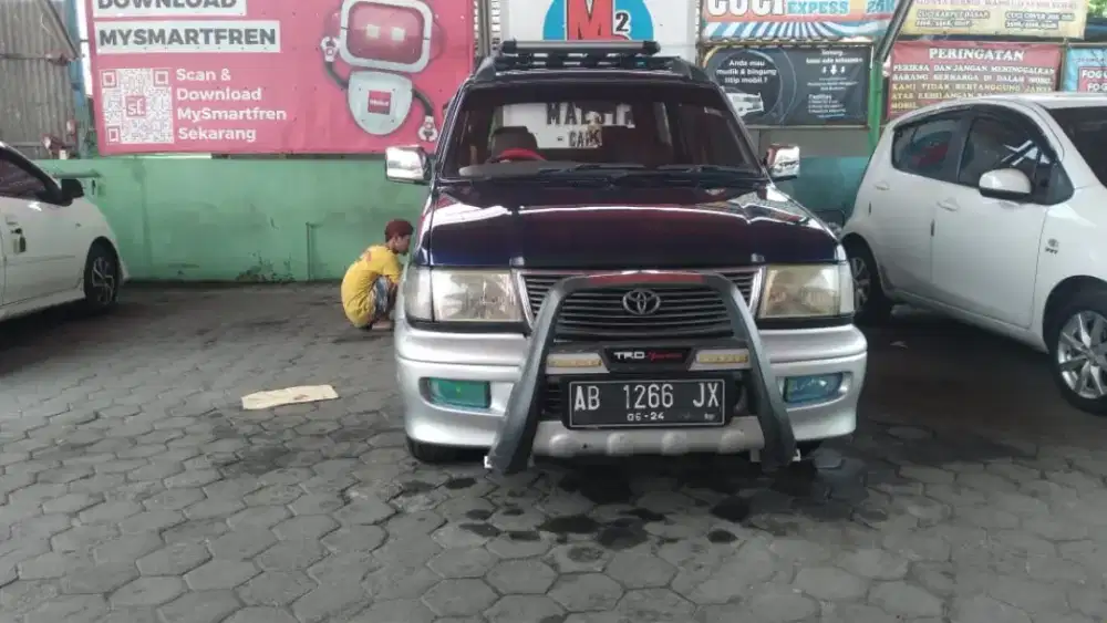 Toyota kijang krista