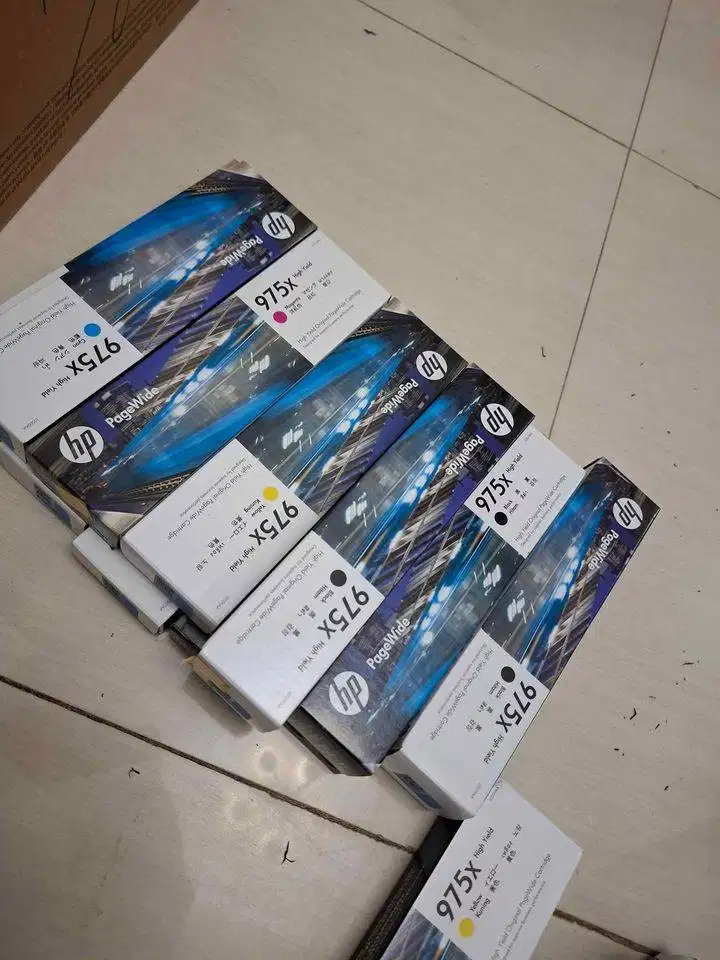 MENERIMA BORONGAN TINTA DAN TONER EX KANTOR