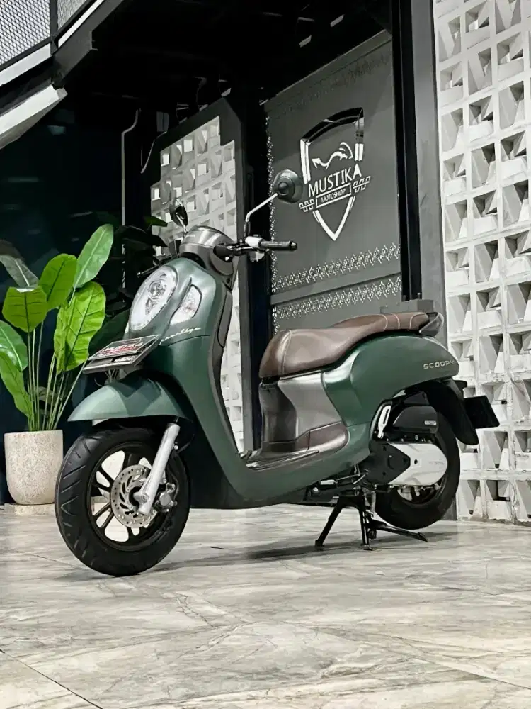 HONDA SCOOPY KEYLESS 2023 - Chintia Mustika