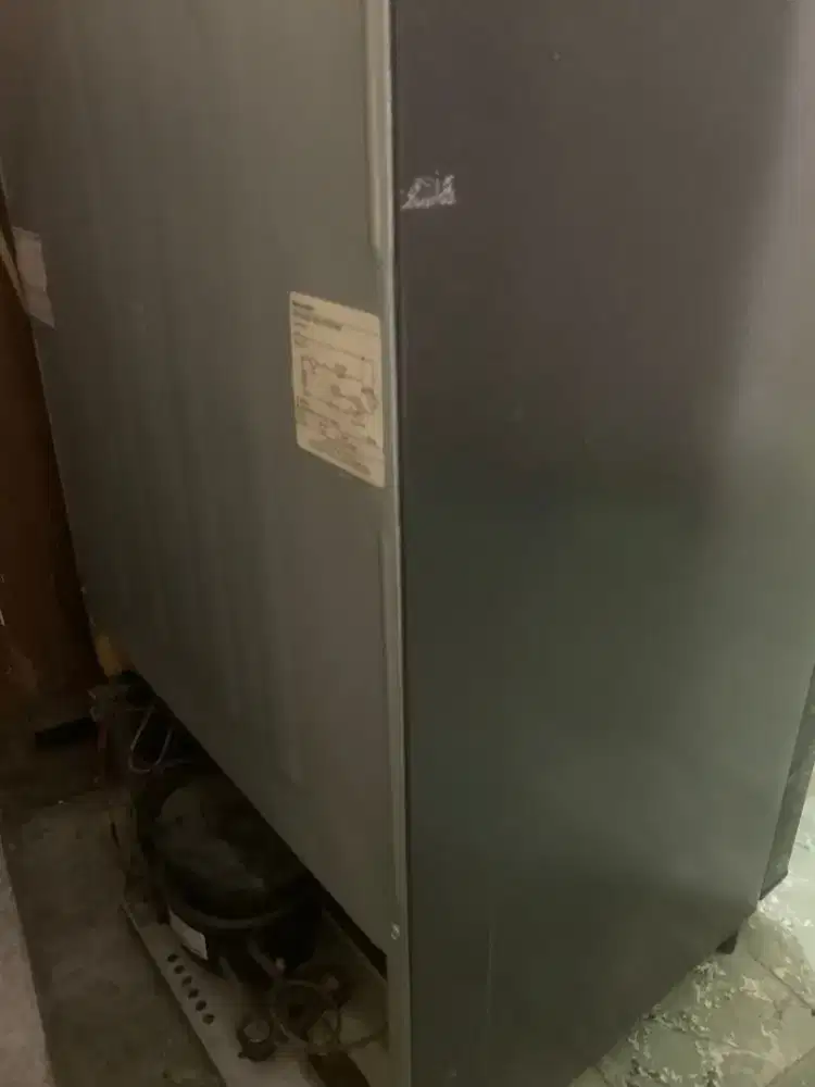 Kulkas sharp 1 pintu
