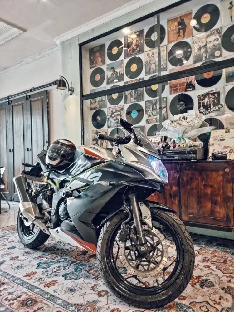 Ninja sl mono 250 cc