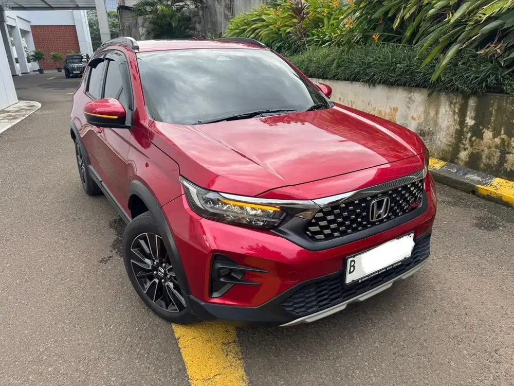 Jual Honda WR-V RS Sensing 2023 LOW KM