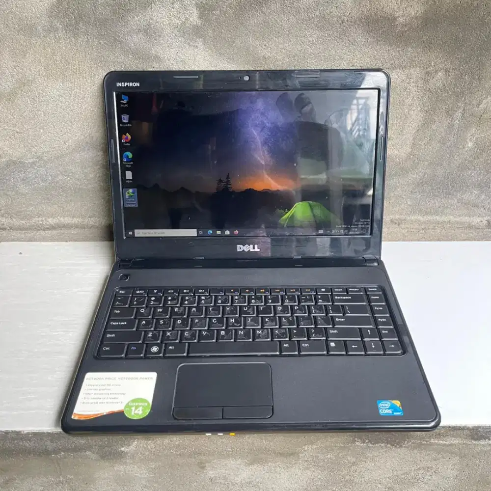 DELL INSPIRON N4030
Masih layak pakai, cocok untuk kerja dan sekolah.