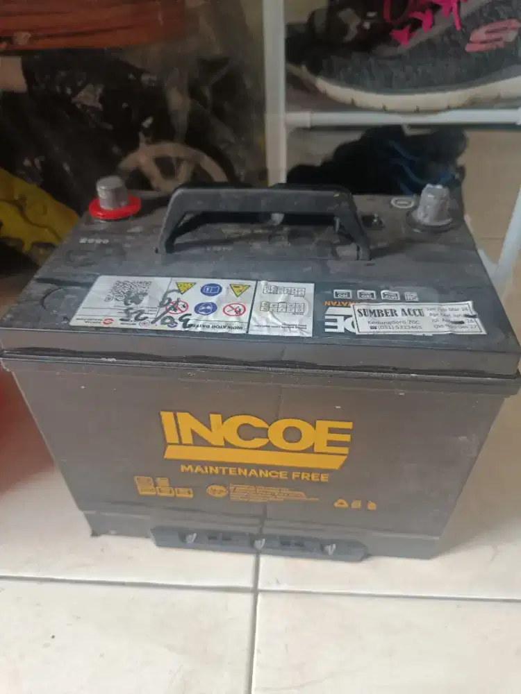 Jual accu aki bekas mobil merek incoe 80D26L umur baru 3 bulan