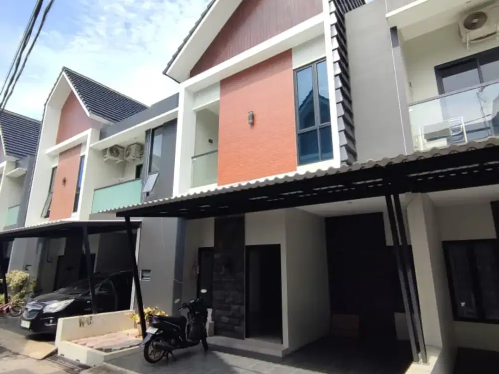 Rumah SIAP HUNI Di Blok Dukuh Dekat Arundina Ciracas Jakarta Timur