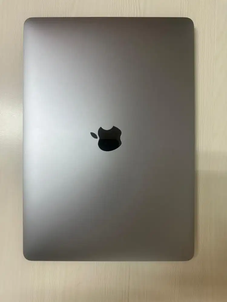 Jual Macbook Pro M2 13 inch