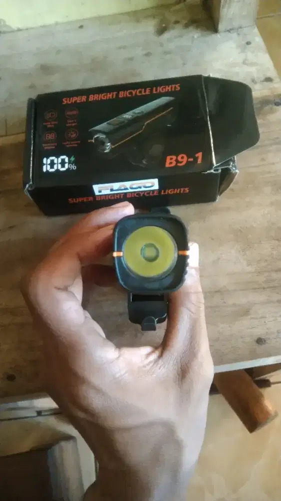 Lampu sepeda Flago Bg-91