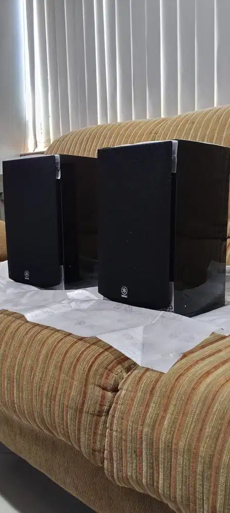 Speaker Yamaha NS-333 (bookself speaker)