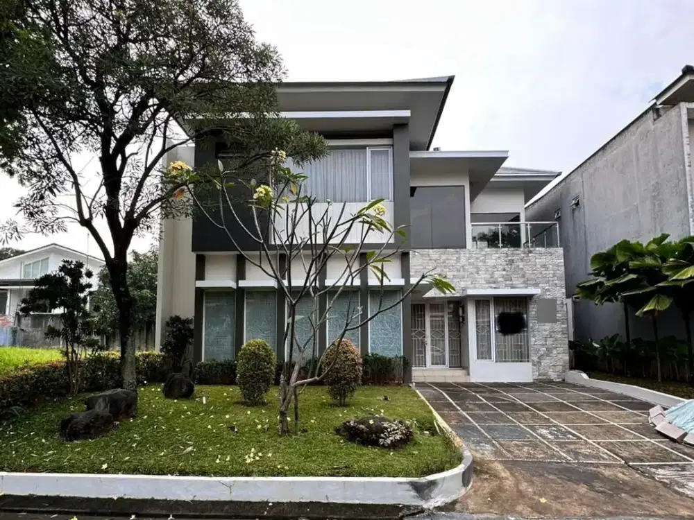 Dijual / Disewakan Rumah Mewah Cluster Vassa Lake Lippo Cikarang – Full Furnished, View Danau