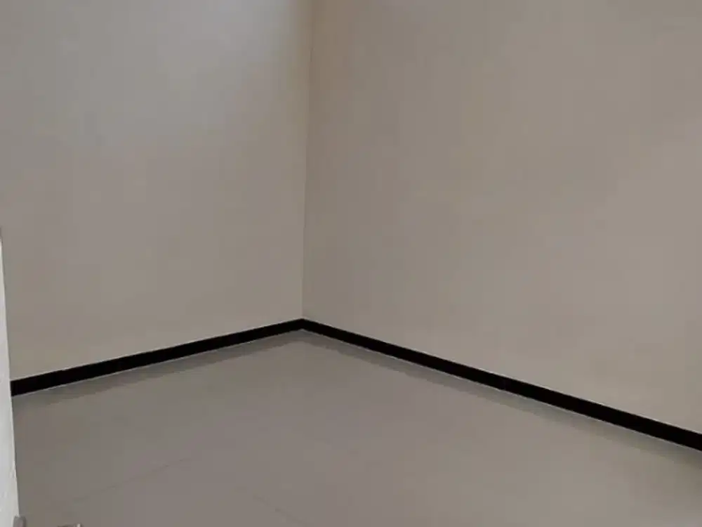 Dijual Rumah Nyaman Siap Huni Lokasi Strategis di Taman Kopo Indah 5 Bandung