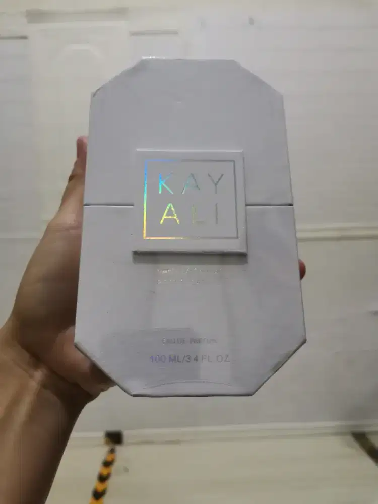 Kayali Vanilla candy Rock Sugar