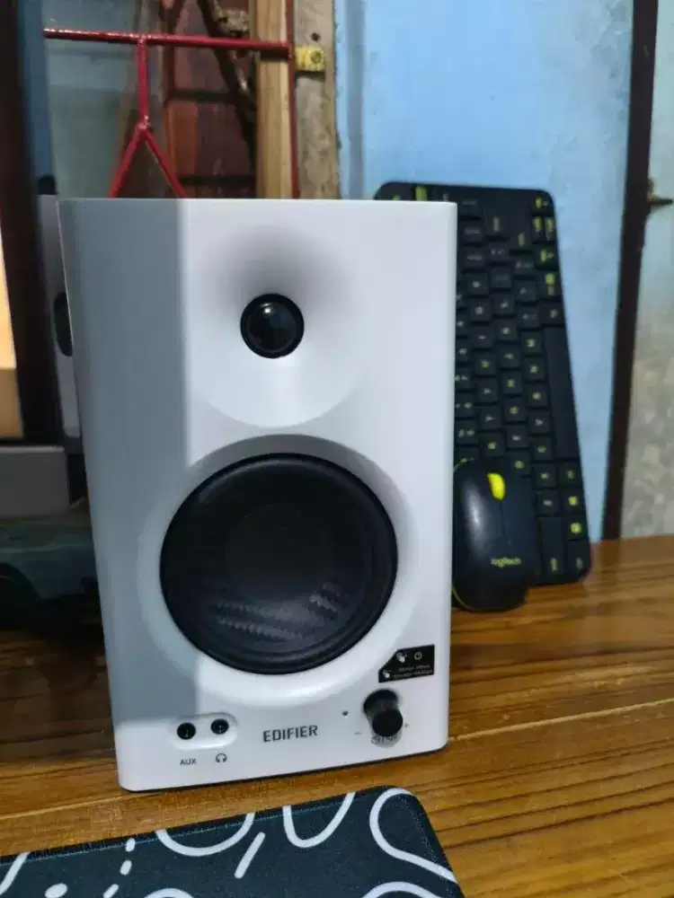 Speaker Edifier MR4