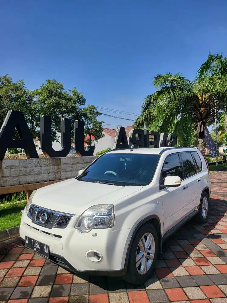 Nissan xtrail 2012 pmk putih