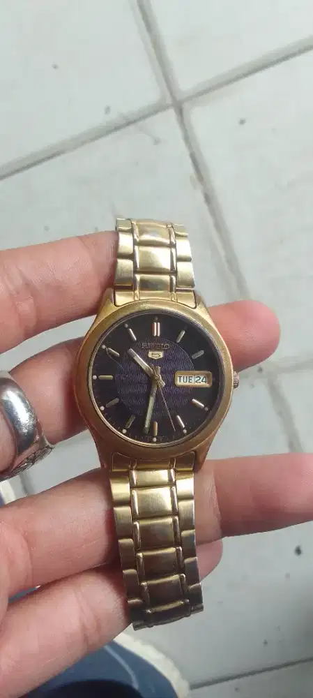 Seiko 5 otomatis