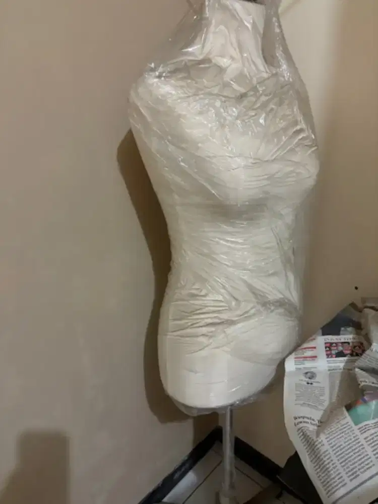 Boneka dummy untuk jahit