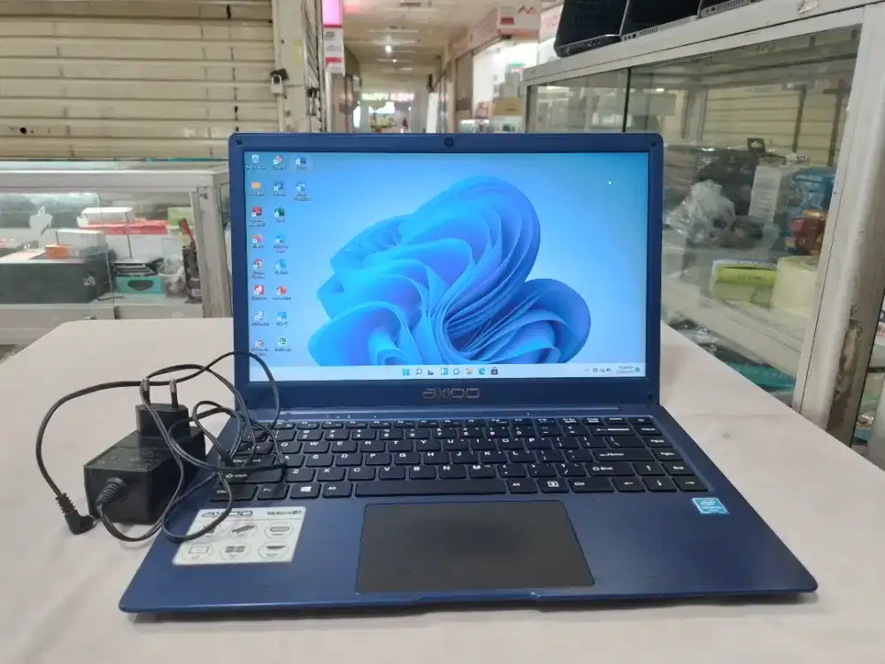 Laptop Axioo MyBook14E intel celeron