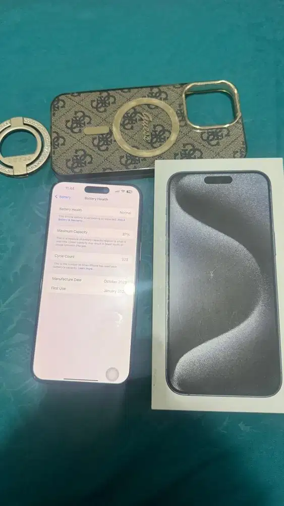Dijual Iphone 15 Pro Max 256 GB Warna Blue Saphire