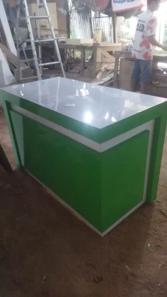 Meja Kasir Custom Ukuran