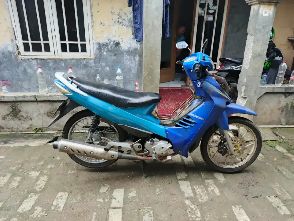 Dijual Suzuki Shogun 125 tahun 2004