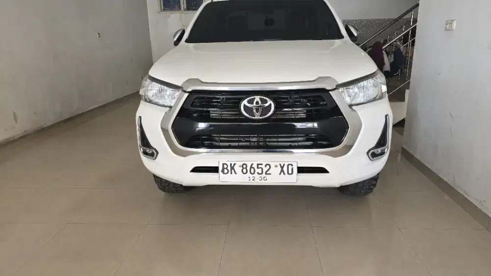 Toyota Hilux G 4x4 manual thn 2021