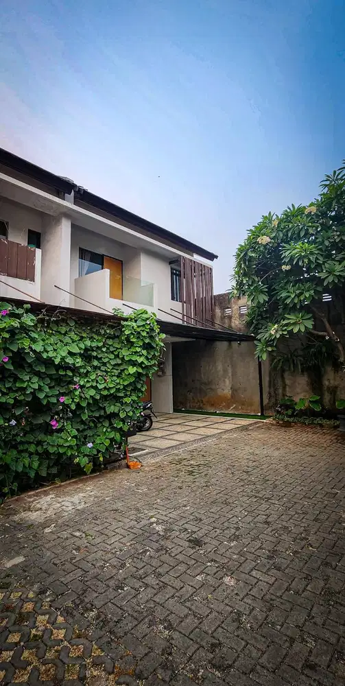 Rumah Hommy 2 Lantai dekat Stasiun Bintaro AM- 17560