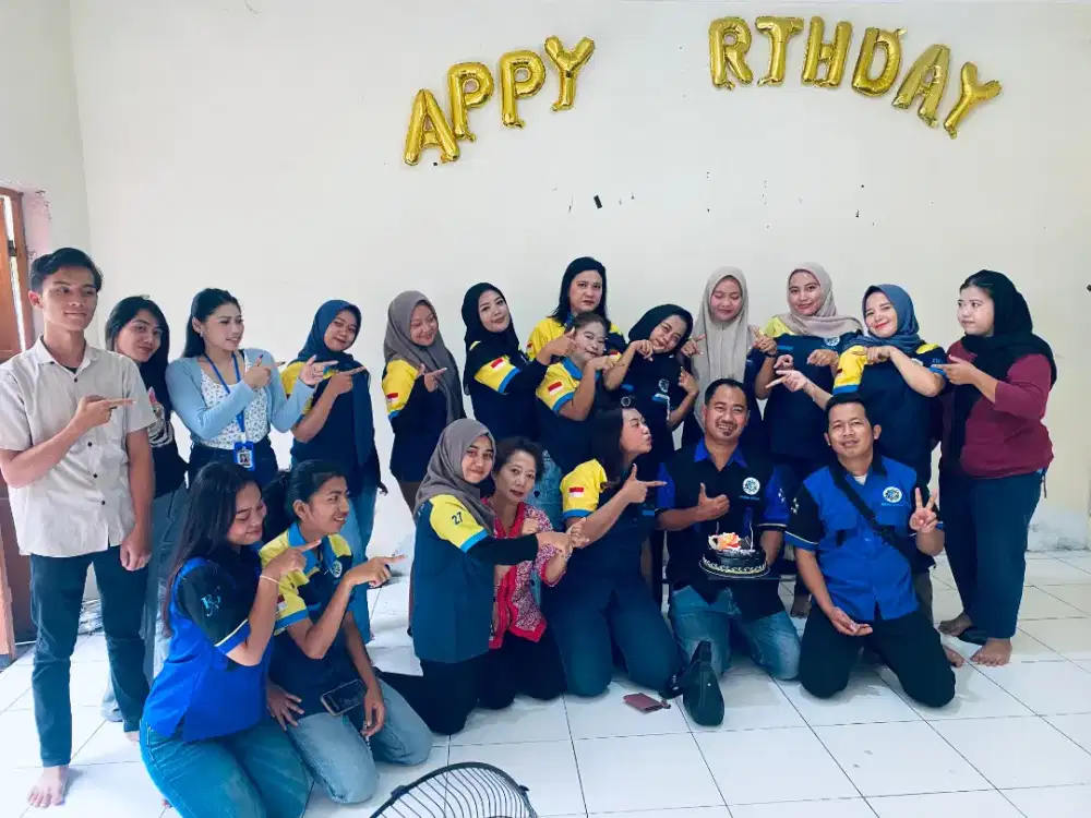 LOWONGAN KERJA KHUSU PREMPUAN!!!