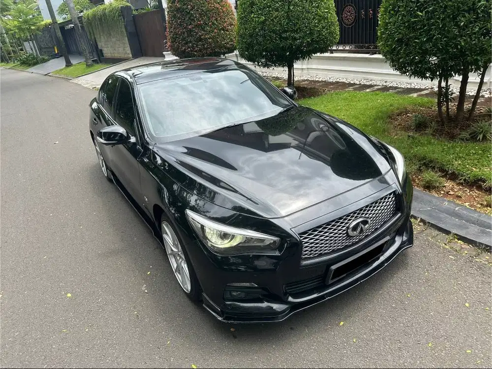 BU Langka INFINITI Q50 Sedan Modif Bodykit